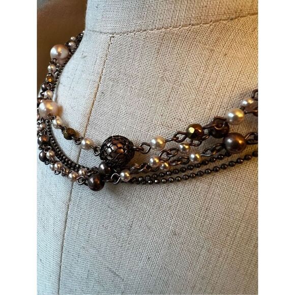 Multilayer copper tones Faux pearl collar necklace and dangle earrings - Picture 7 of 7